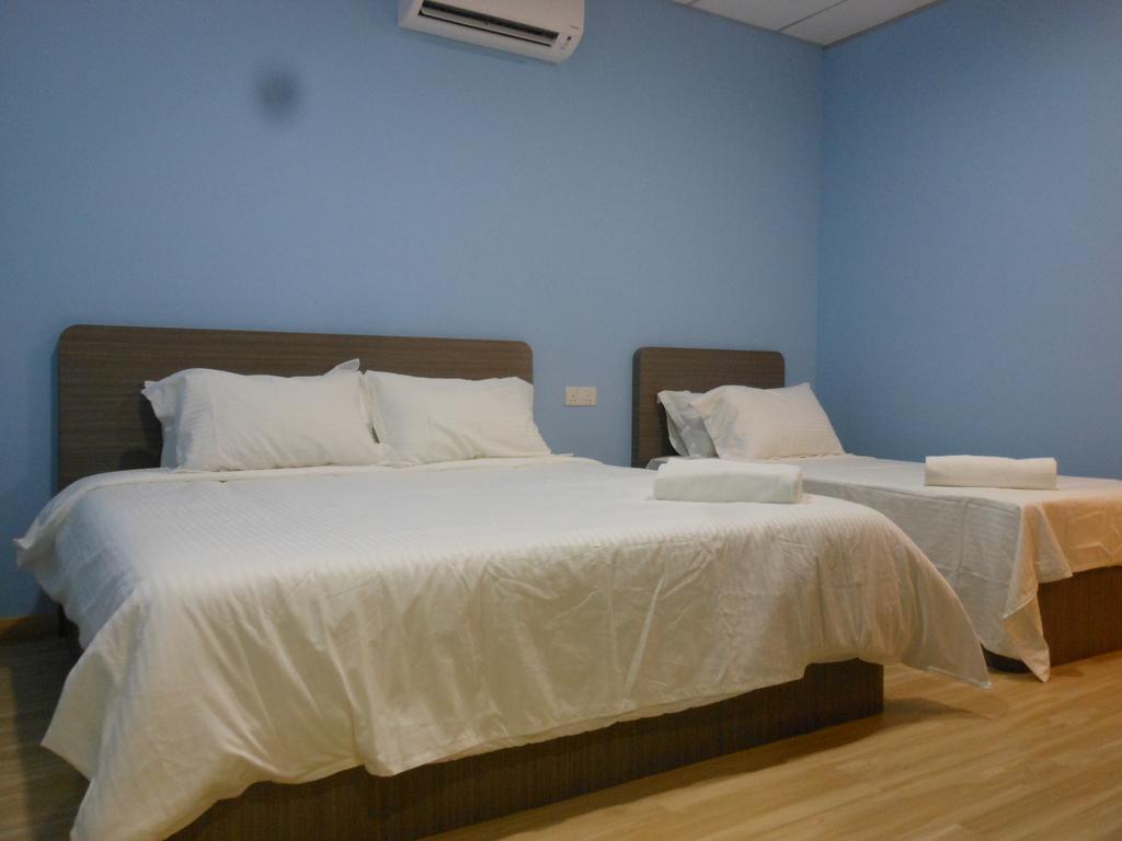 Eiman Homestay, Keluang Exterior foto